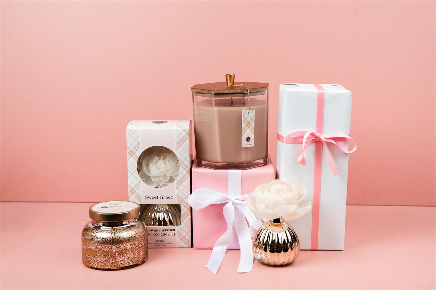 Holiday Large Decor BW Sweet Grace BRIDGEWATER CANDLE CO.