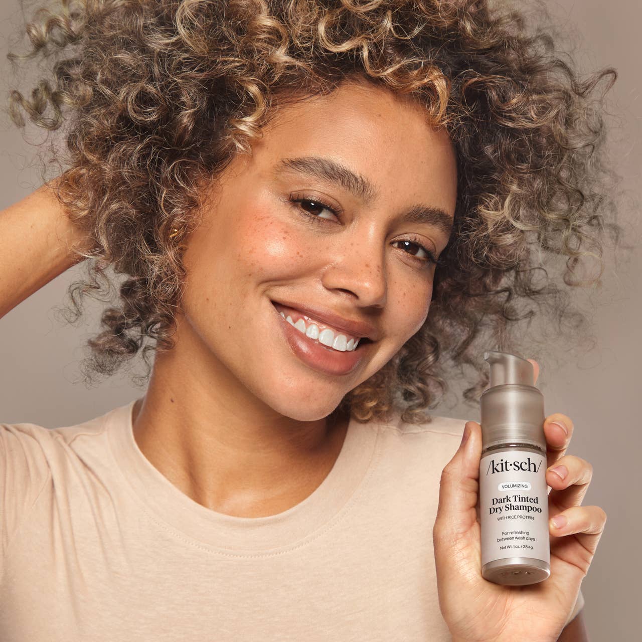 KITSCH - Volumizing Rice Protein Dry Shampoo - Dark Tinted 1 oz KITSCH