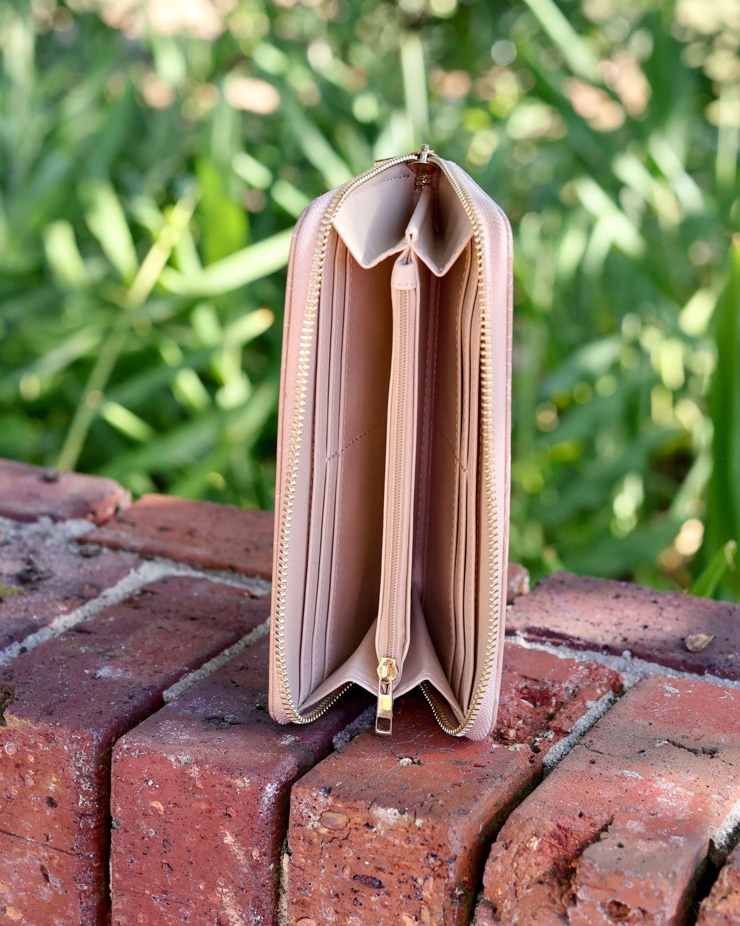 Caroline Hill - Penelope Wallet Latte EC: Default Caroline Hill