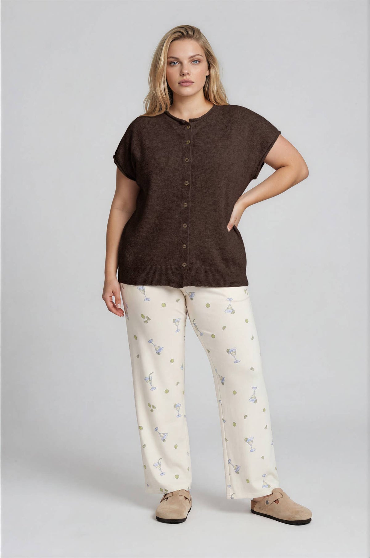 Blu Pepper - PLUS RAW EDGE SLEEVELESS LIGHTWEIGHT CARDIGAN: CHOCOLATE BROWN Blu Pepper