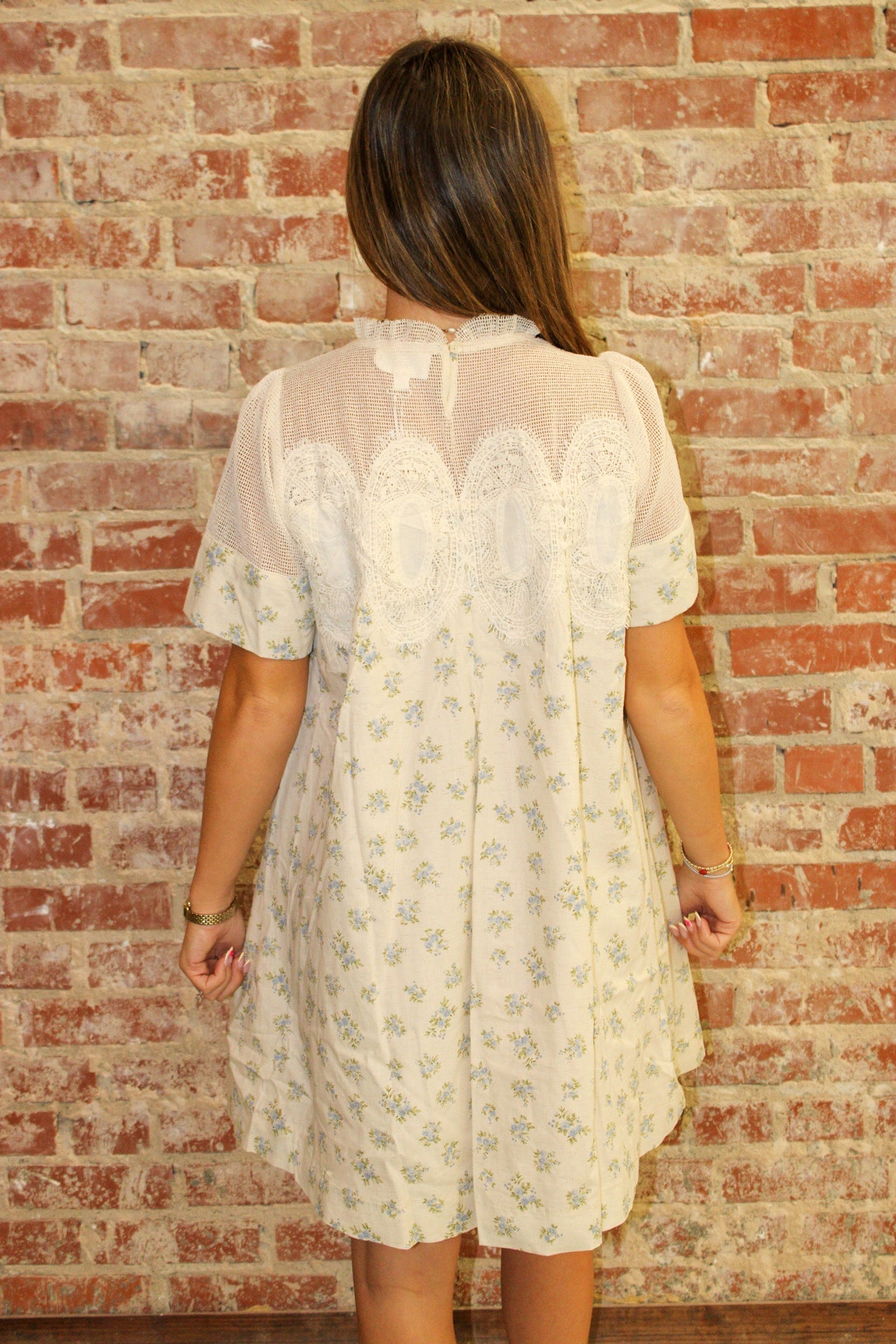 SO ME FLORAL PRINT LACE TRIM SHORT SLEEVES MINI DRESS So Me