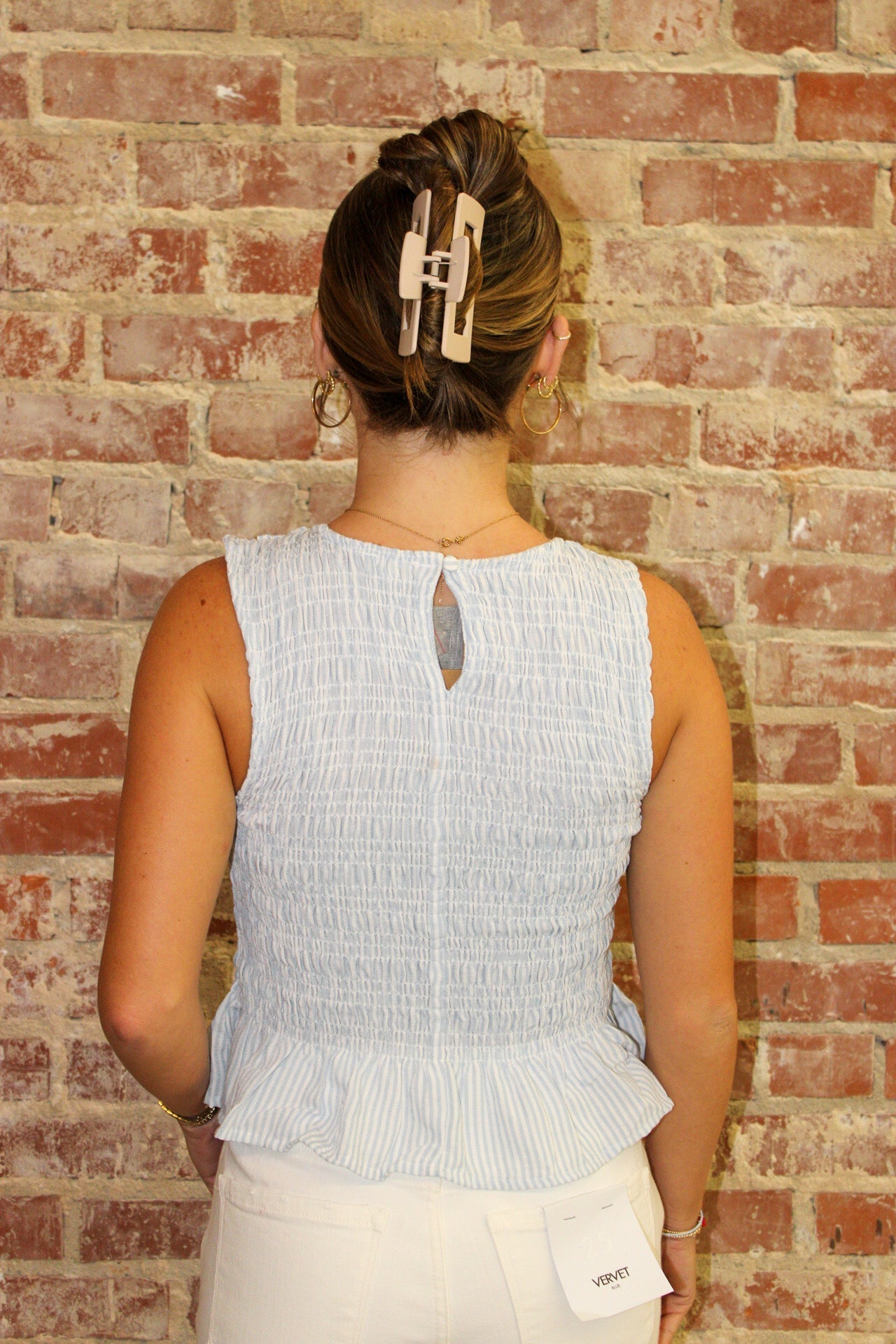 BLU PEPPER LIGHT BLUE STRIPE SLEEVELESS SMOCKED BLOUSE Blu Pepper