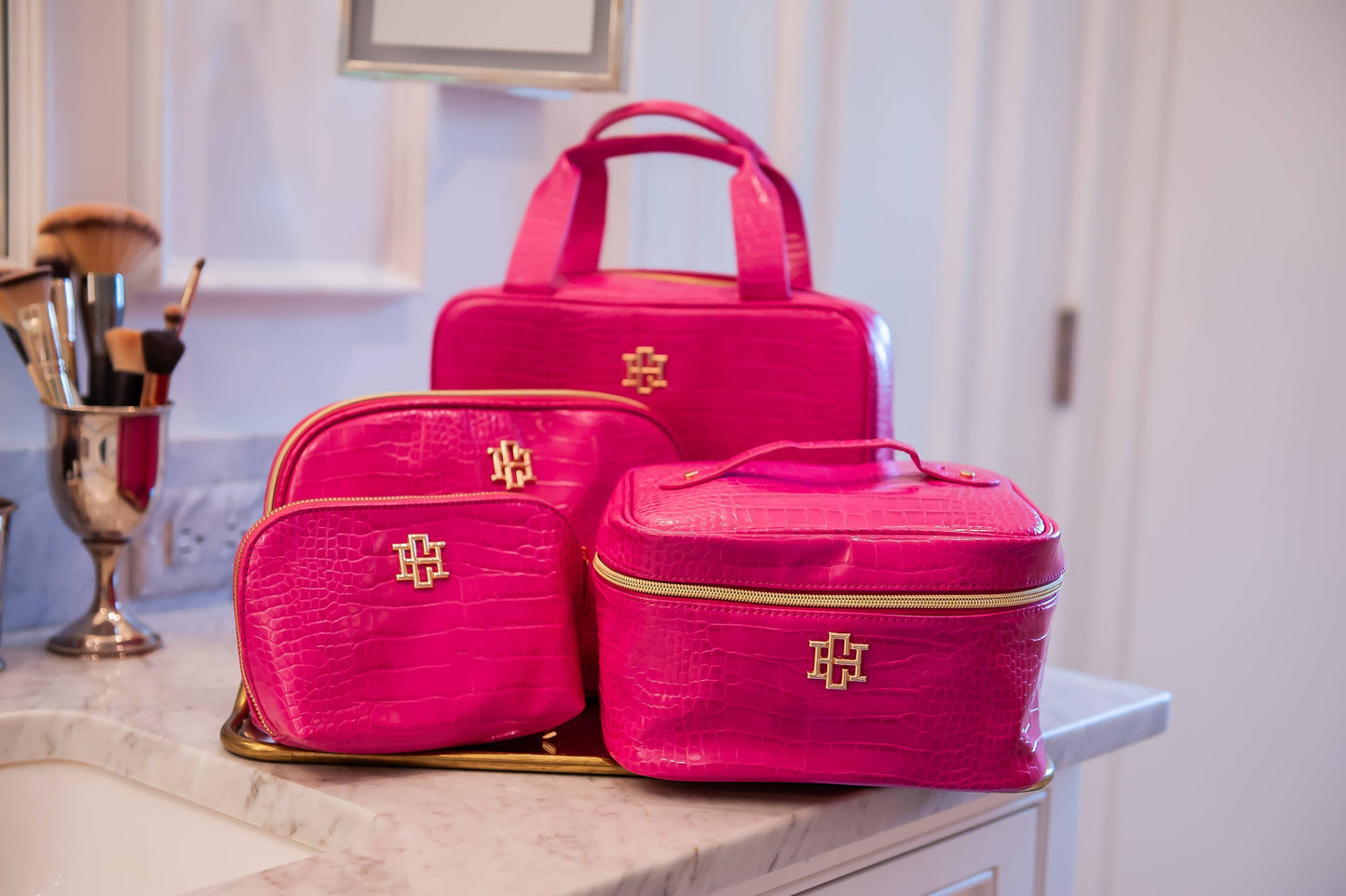 Caroline Hill - Hampton Train Case Hot Pink EC: Default Caroline Hill