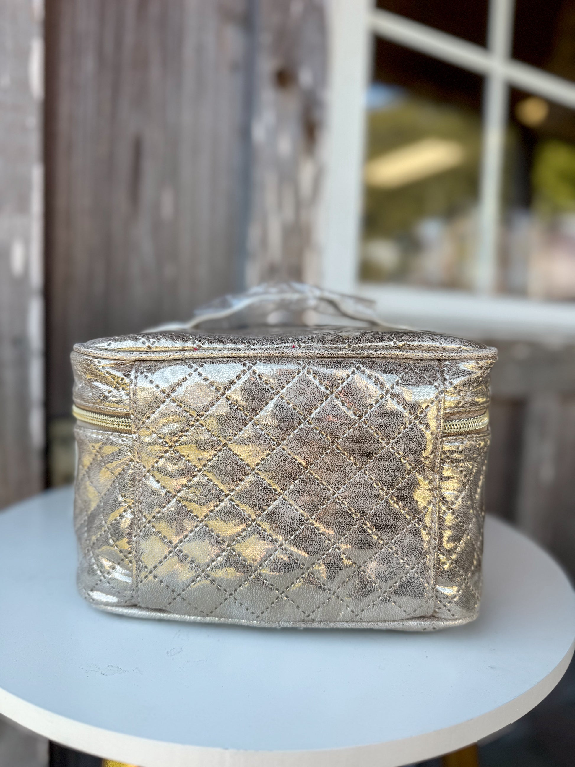 Caroline Hill Hampton Train  Champagne Pop Makeup Case Caroline Hill