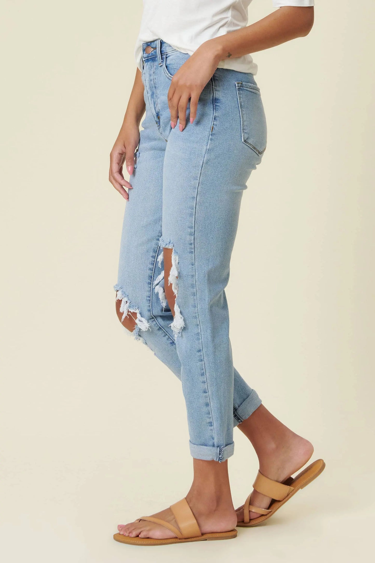 Vibrant MIU High Rise Distressed Light Wash All to Me Mom Denim Jeans