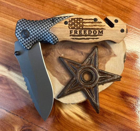 Quail Tail Laser Art - Freedom Flag Knife Quail Tail Laser Art