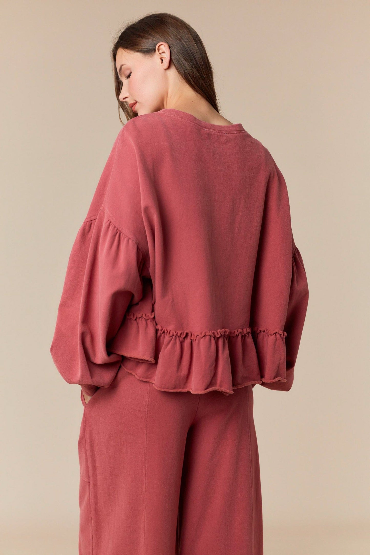 Peach Love California Washed Cut Edge Ruffle Hem Detailed Sweatshirt Peach Love California