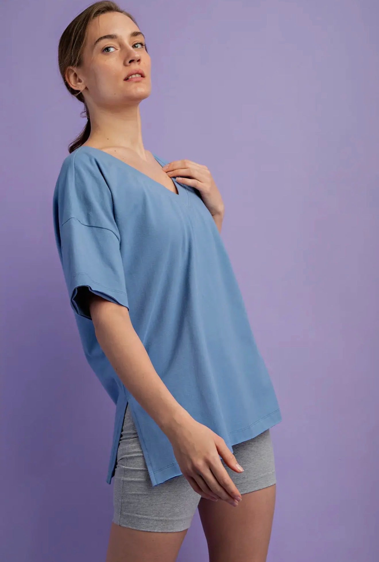 Oversized V-neck Reversible Short Sleeve Top Rae mode