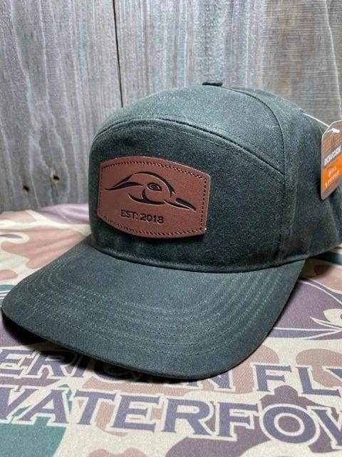 American Flyway Waterfowl - Leather Patch Dark Olive Waxed Cap 7 Panel Snapback American Flyway Waterfowl