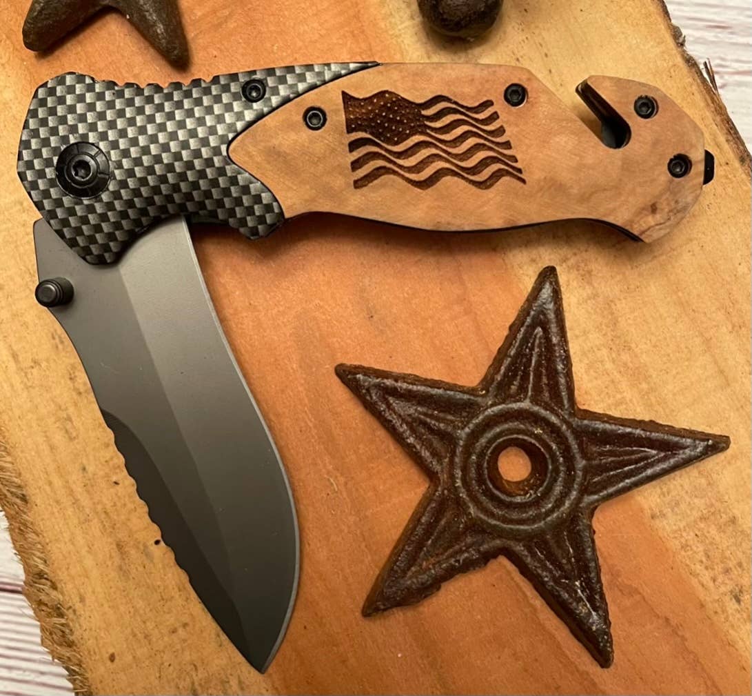 Quail Tail Laser Art - American Wavy Flag Knife Quail Tail Laser Art