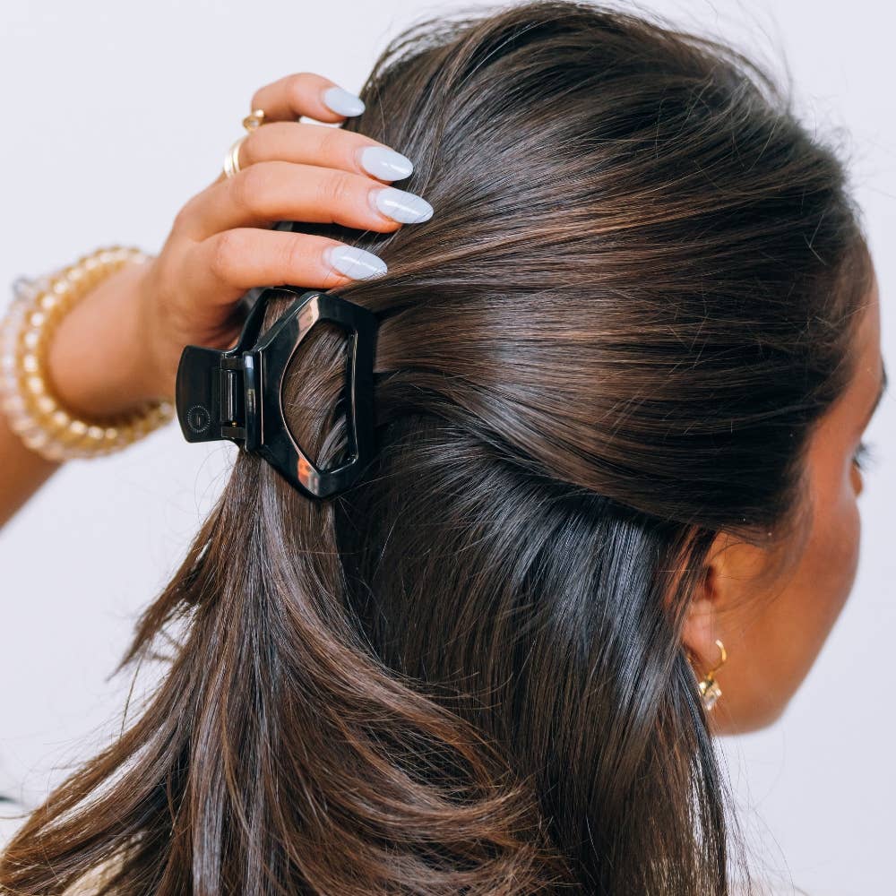 TELETIES - Open | Jet Black | Petite Claw Clip TELETIES