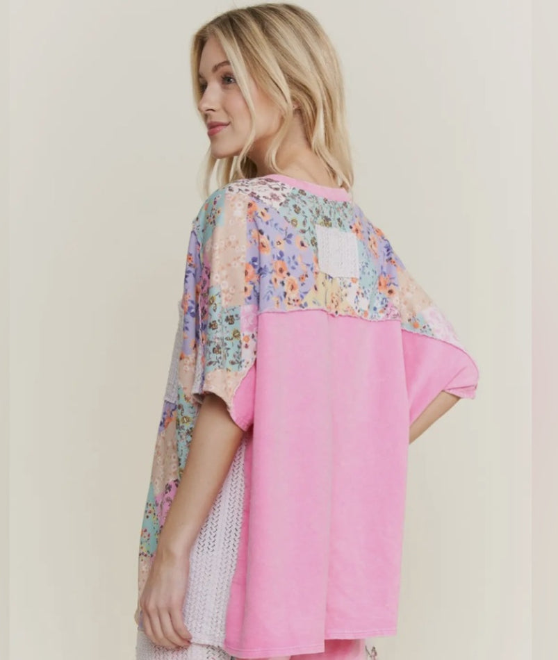 J.Her Bubblegum Mineral Washed  Flower print Crochet pocket Vneck top J.Her