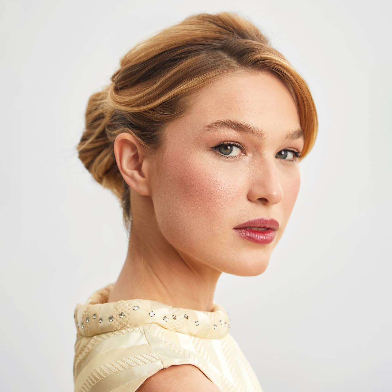 KITSCH - Open Shape Claw Clip - Gold KITSCH