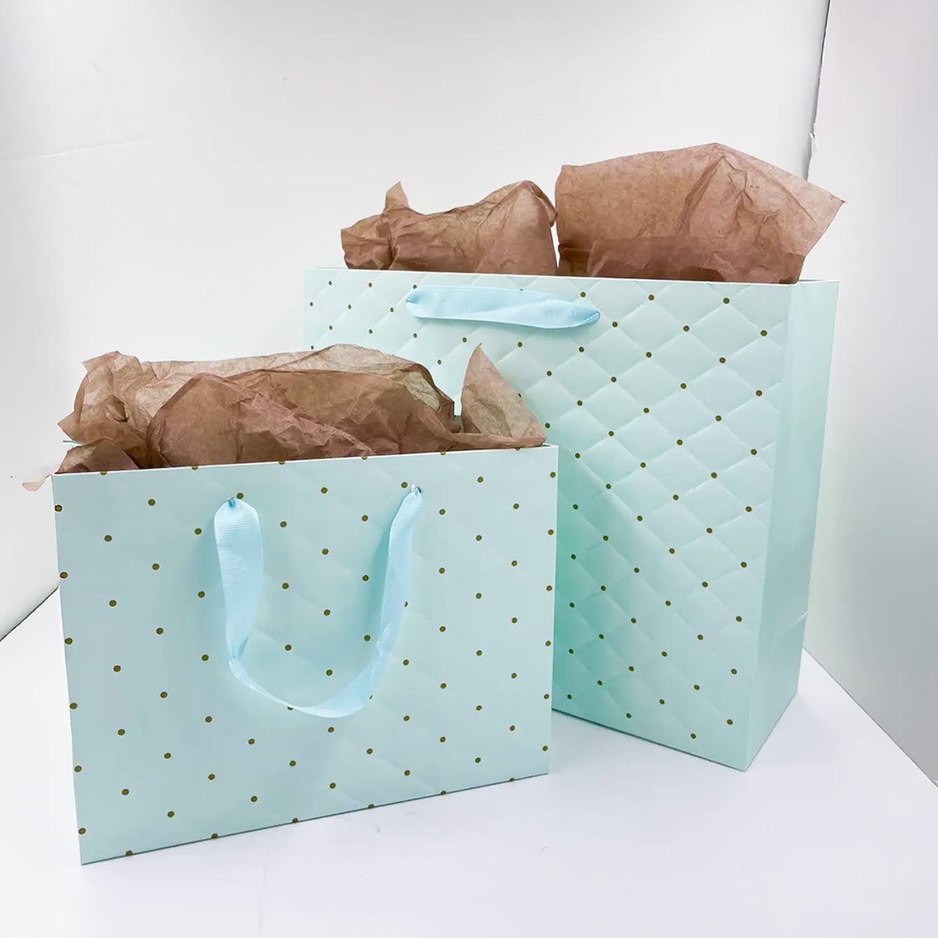 ByHome - 12pcs, tiffany blue dot wavy surface gift bag w/ tissue: Small ByHome