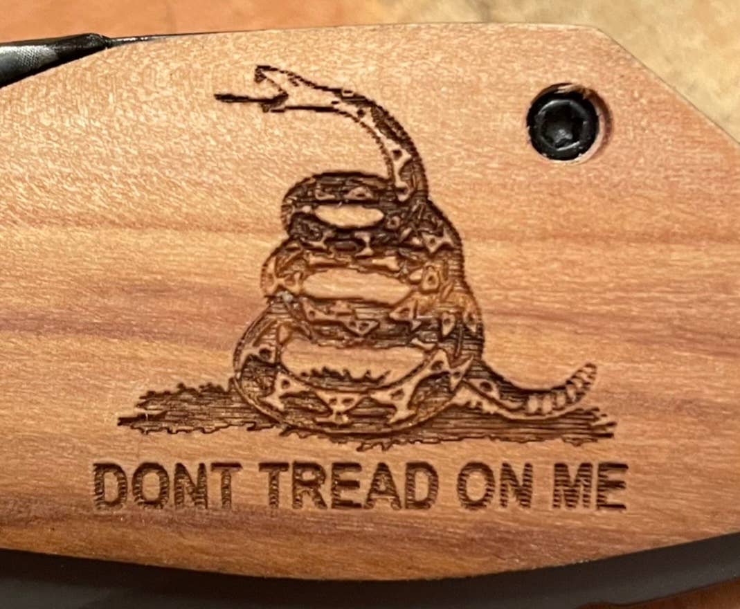 Quail Tail Laser Art - Don't Tread On Me Knife Quail Tail Laser Art