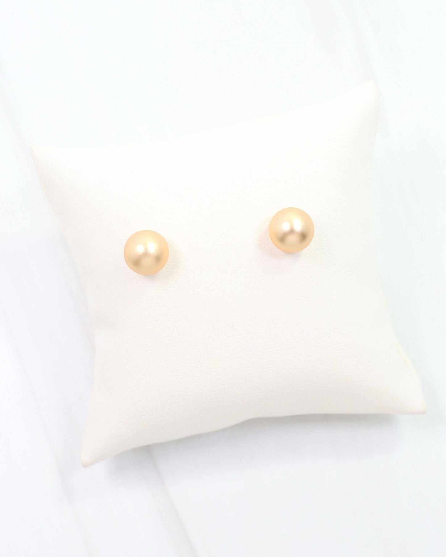 Caroline Hill - Bailey Small Ball Earring WR Worn Gold: Default Caroline Hill