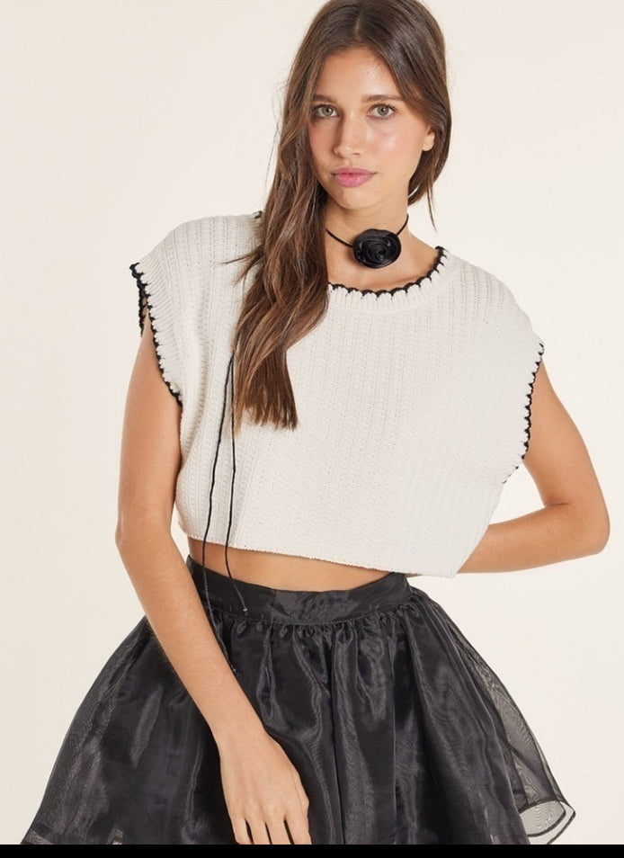 Frill Hem Detailed Summer Knit Top IDEM DITTO