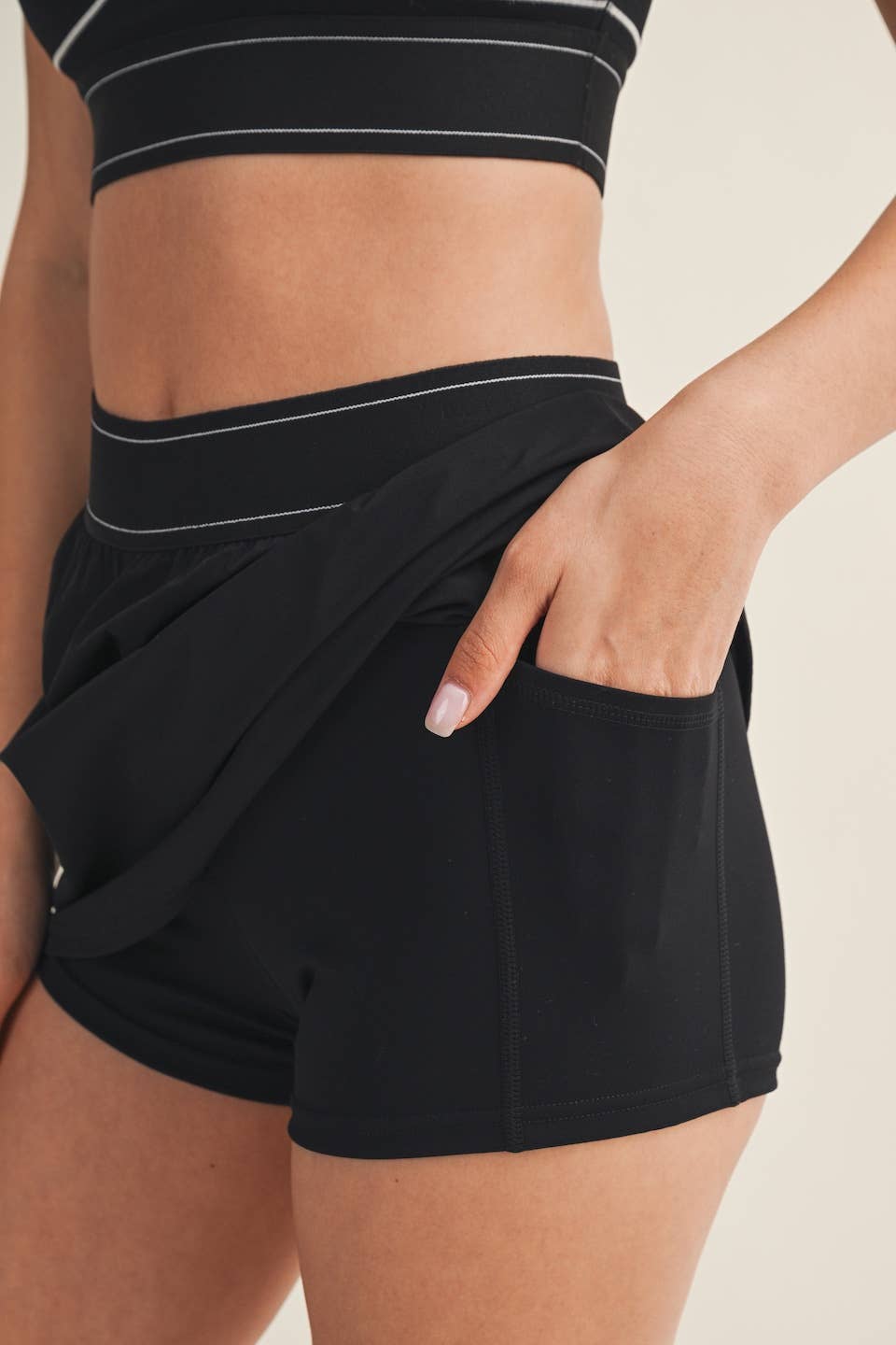 KIMBERLY C - Lightweight Skort with Elastic Waistband: Black / M KIMBERLY C