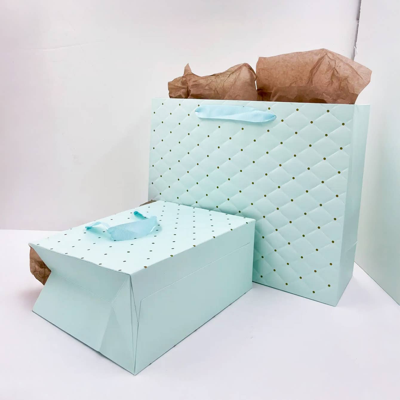 ByHome - 12pcs, tiffany blue dot wavy surface gift bag w/ tissue: Small ByHome