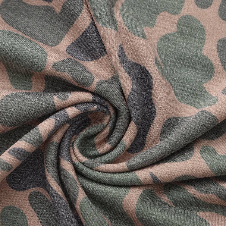 Honey Hole Outdoors - LS Performance - Duck Camo: Large Honey Hole Outdoors
