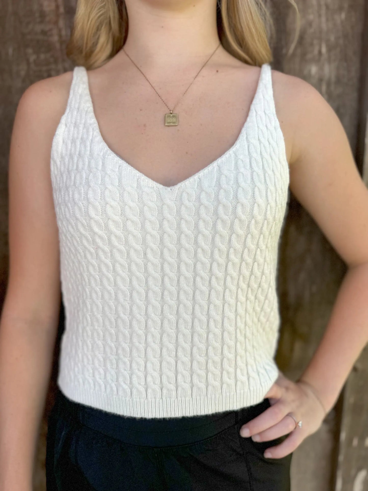 SWEATER KNIT CROP TANK TOP BAEVELY