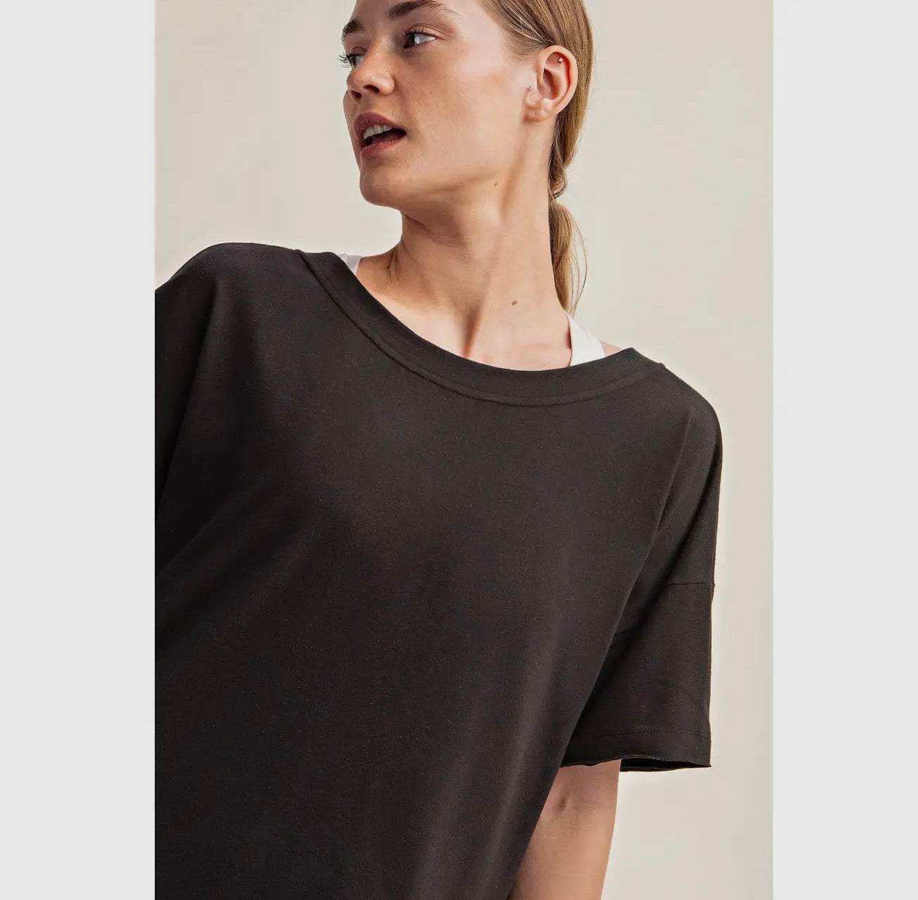 Oversized V-neck Reversible Short Sleeve Top Rae mode