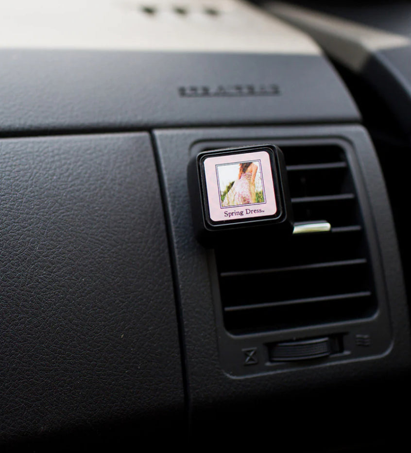 Spring Dress Auto Vent Clip BRIDGEWATER CANDLE CO.