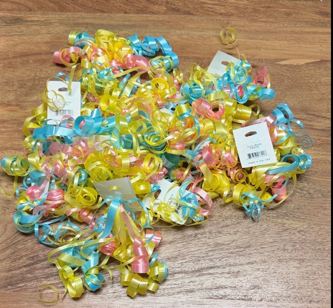 NWT 12 Pk Pastel Yellow, Pink & Blue Self Adhesive Curly Gift Bows Nashville Wraps