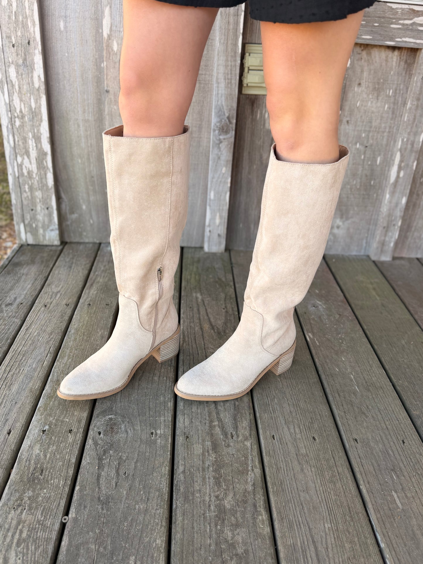 Mi.iM Juno Tall Beige Suede Boots