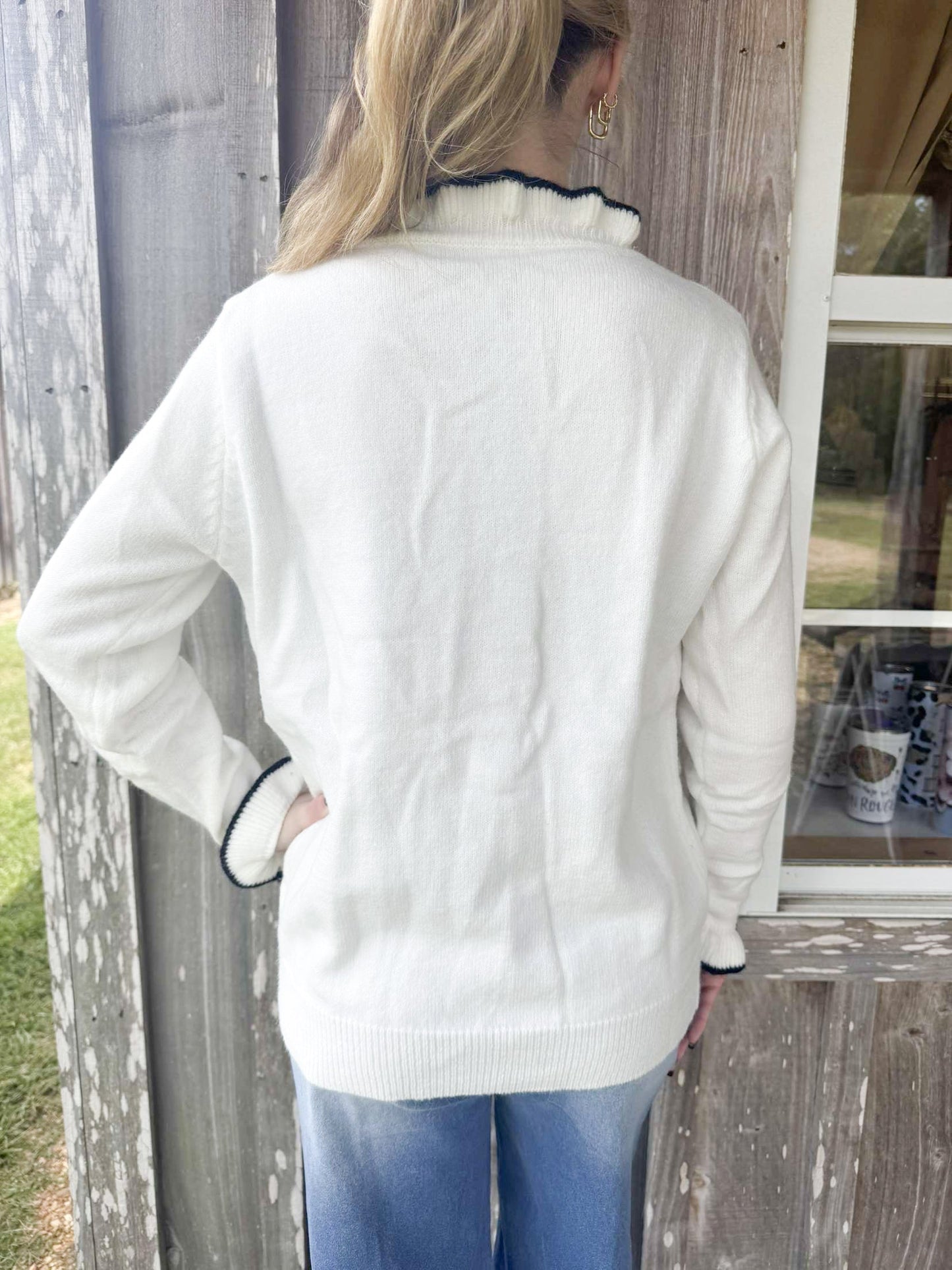 Stylish Contrasting Fungus Trimmed Pearl Button Sweater Rosa Clothing