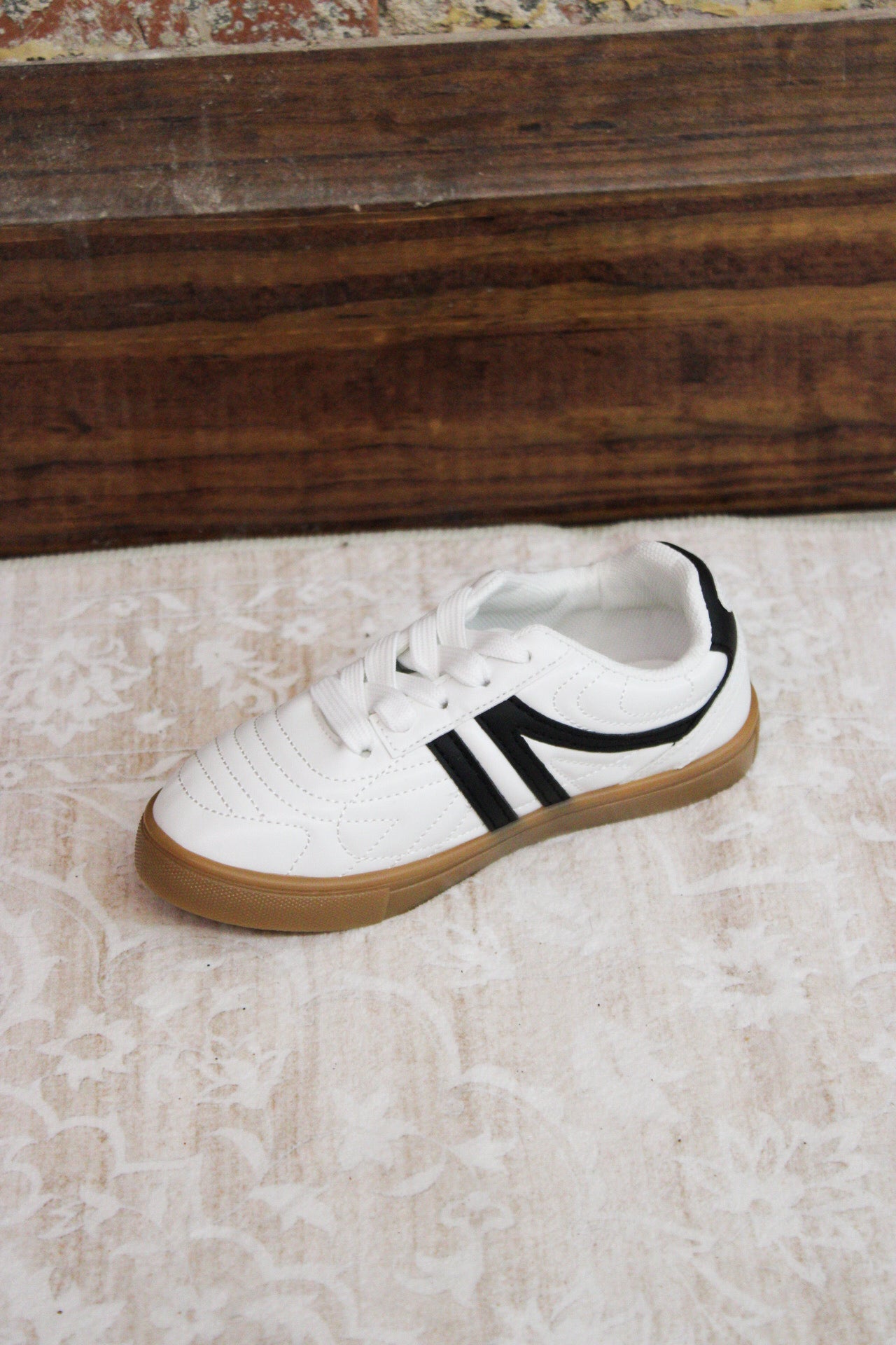 Pierre Dumas Kids Outwoods Fast Black & White Sneakers Pierre Dumas