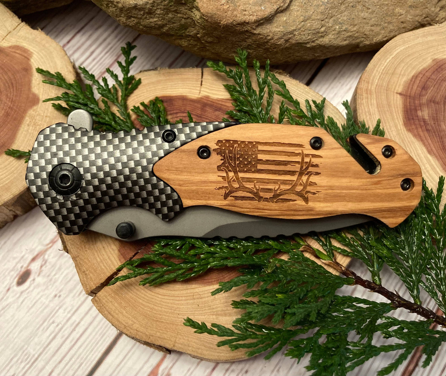 Quail Tail Laser Art - Flag with Antlers Knife Quail Tail Laser Art