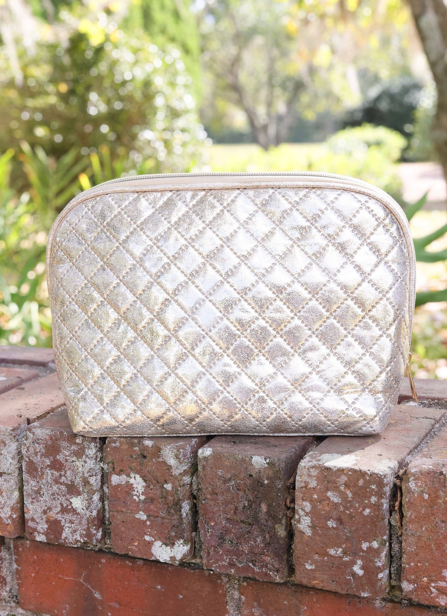 Caroline Hill - Capri Large Pouch Champagne Pop: Default Caroline Hill