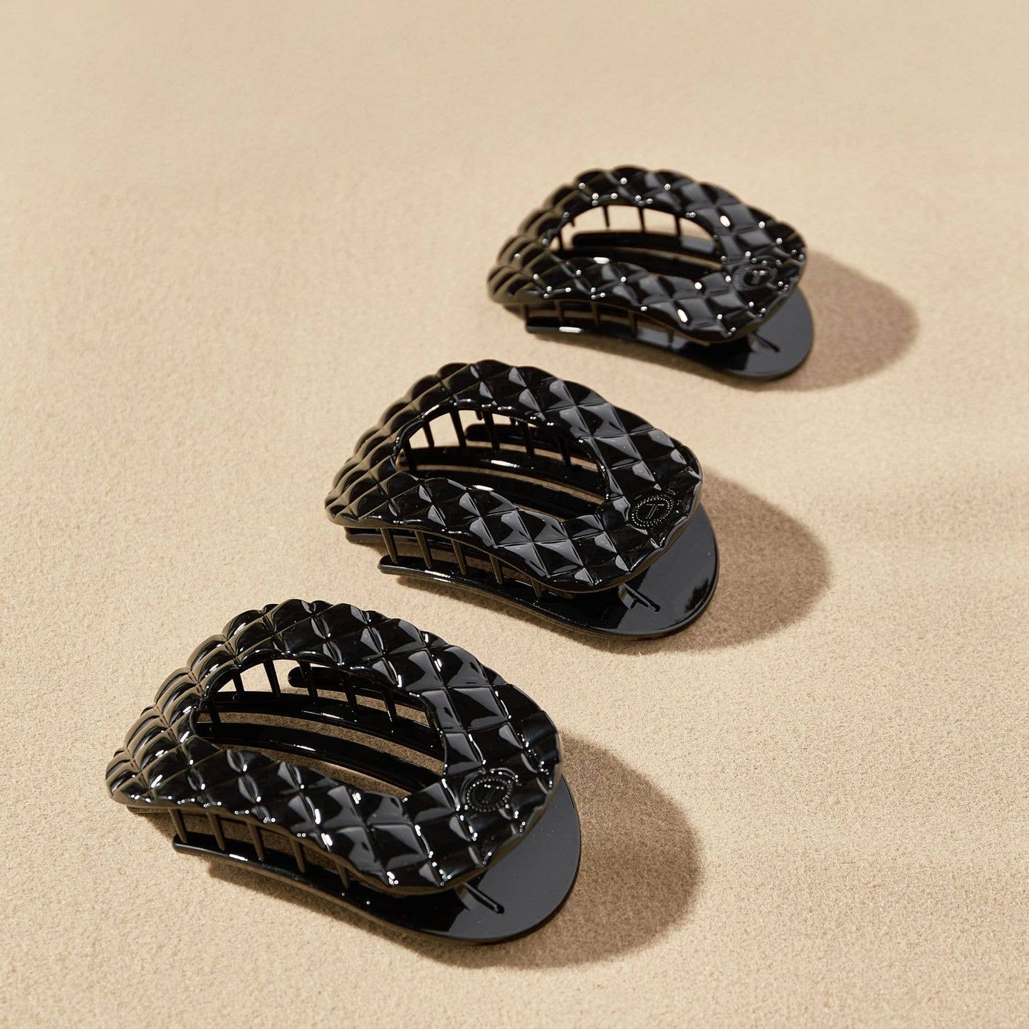 TELETIES - Flat Round Hair Clip | Large | Jet Black Quilted TELETIES