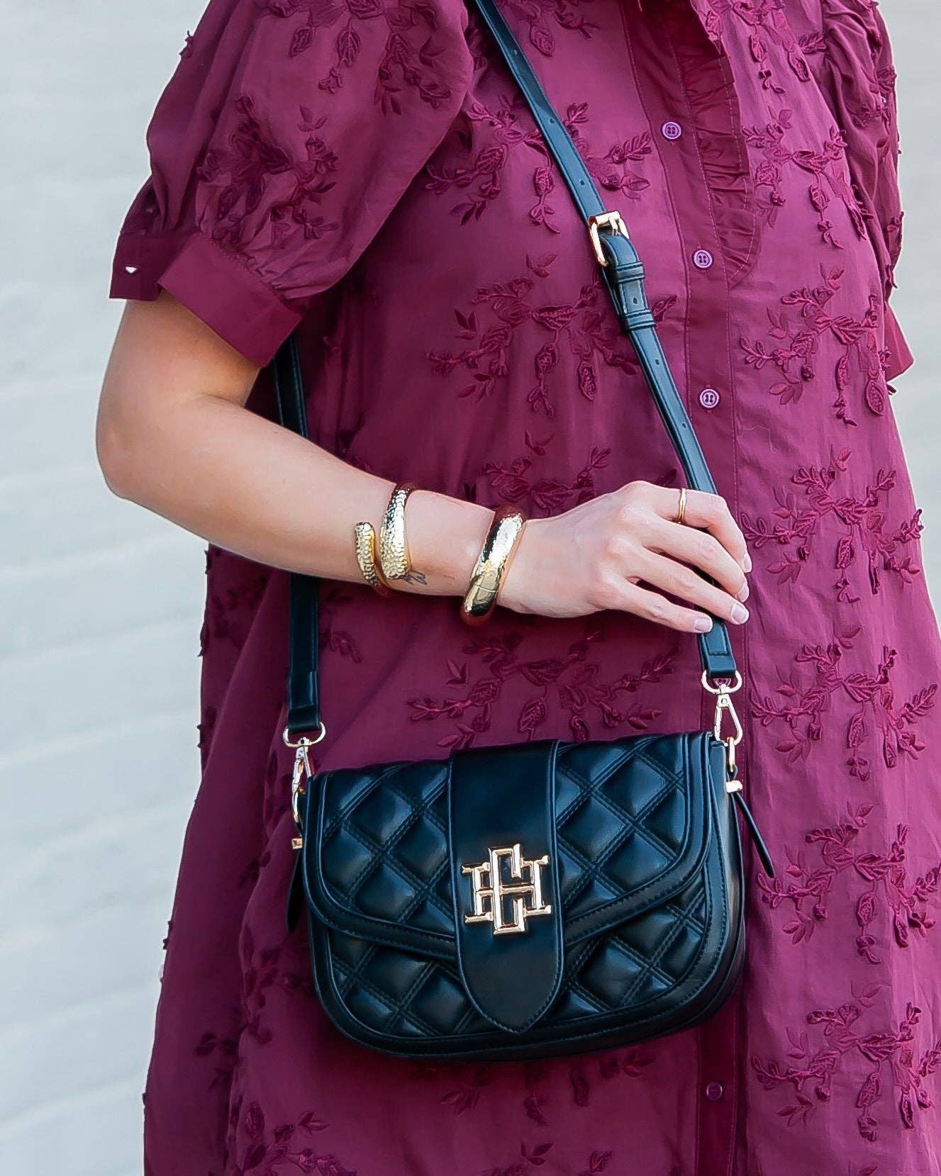 Caroline Hill - Griffin Crossbody Bag Black DQ: Default Caroline Hill