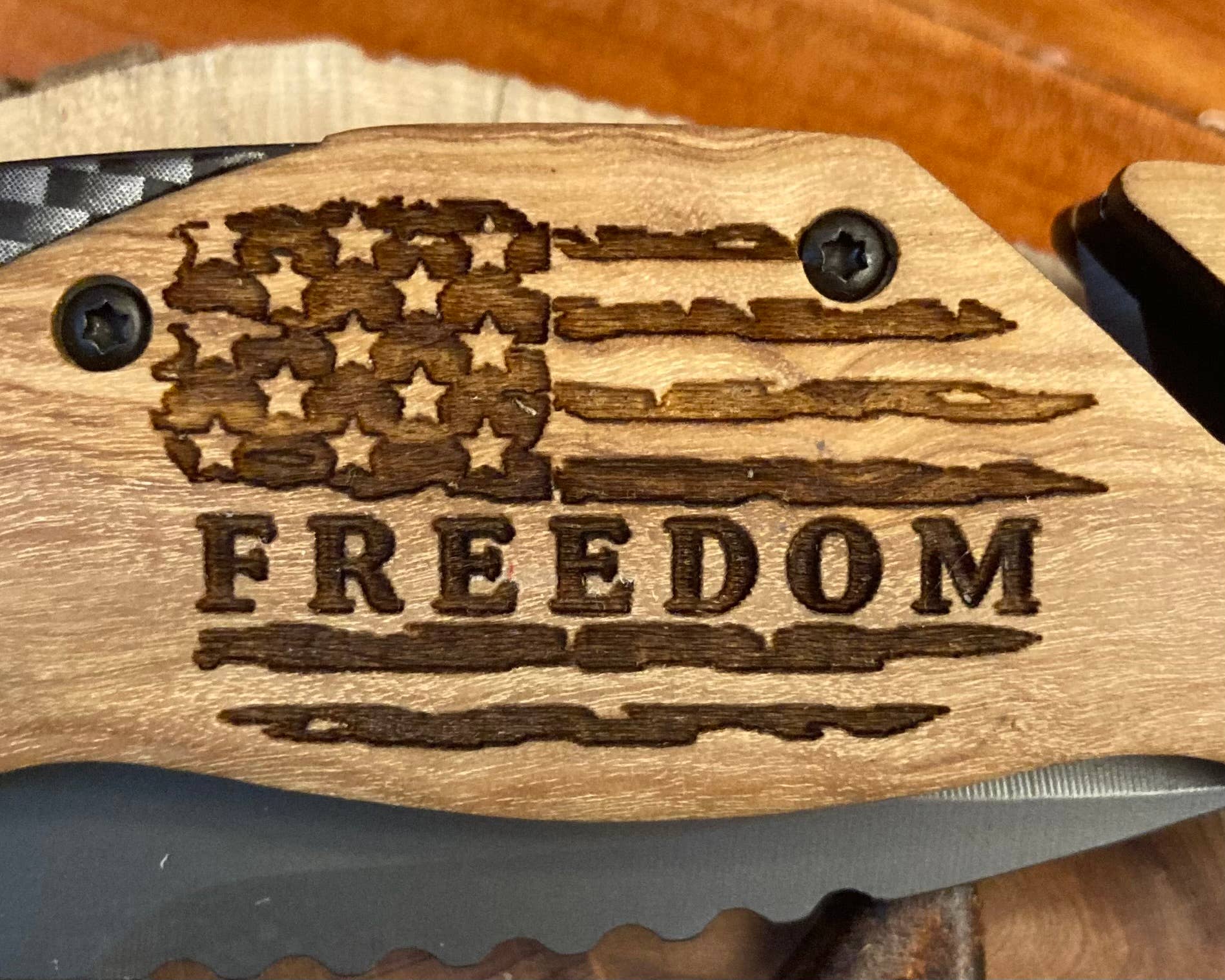 Quail Tail Laser Art - Freedom Flag Knife Quail Tail Laser Art