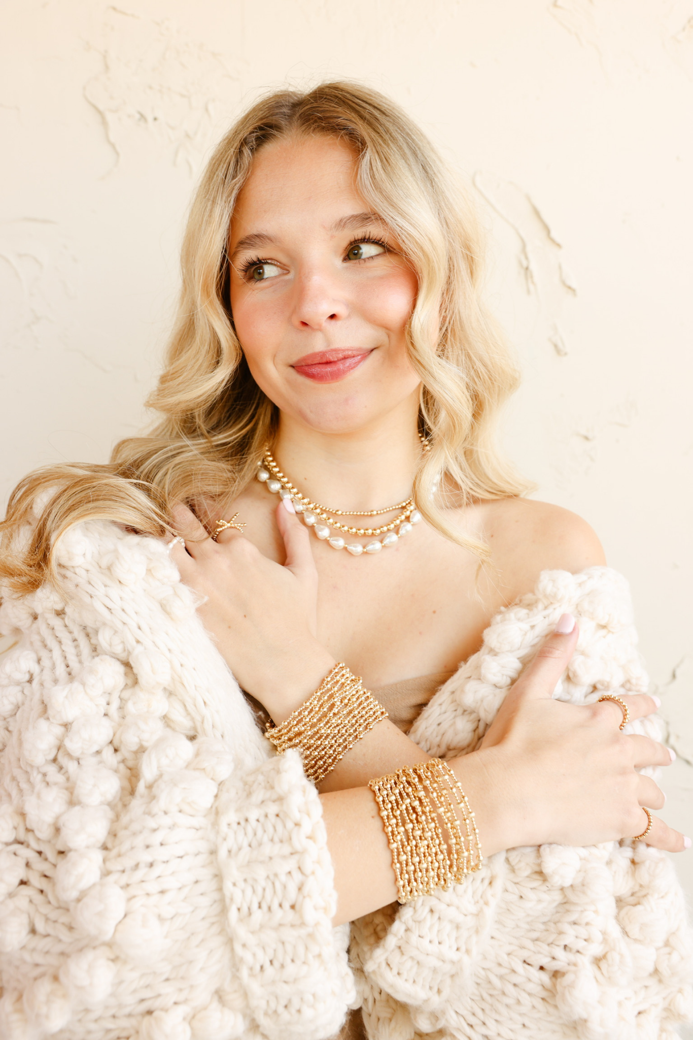 Beaded Blondes - Palmer Fluted Bracelet in Gold: Petite 6.25 Inch Beaded Blondes