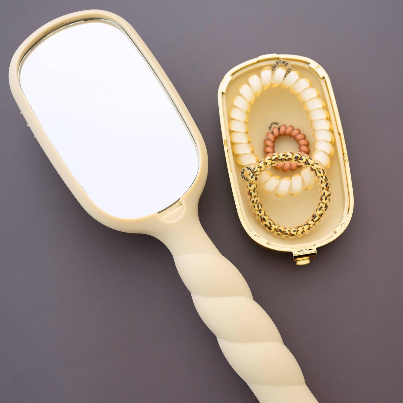 TELETIES - Detangler Hair Brush for Thick Hair - Tan TELETIES