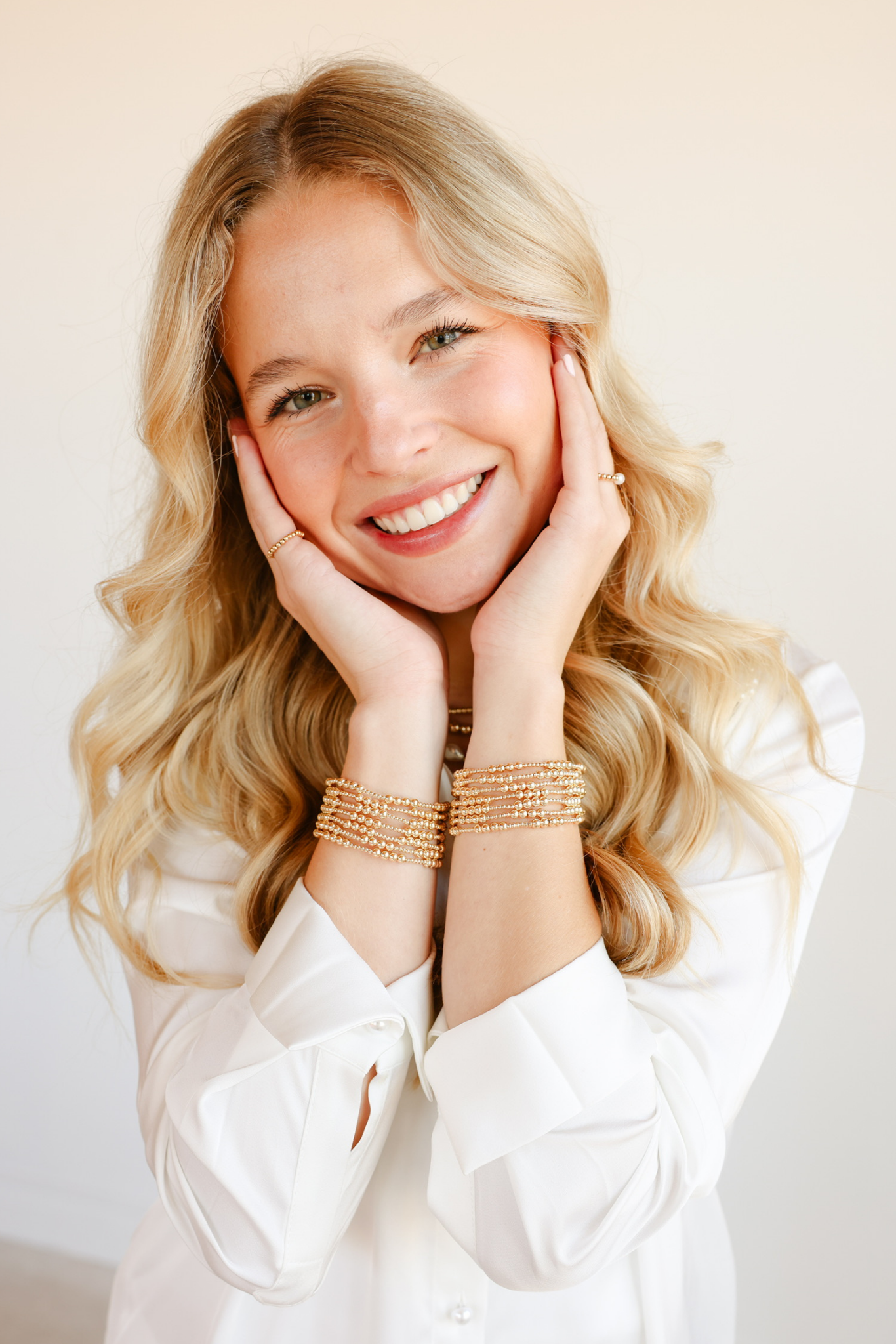 Beaded Blondes - Scottie Bracelet in Gold: Petite 6.25 Inch Beaded Blondes