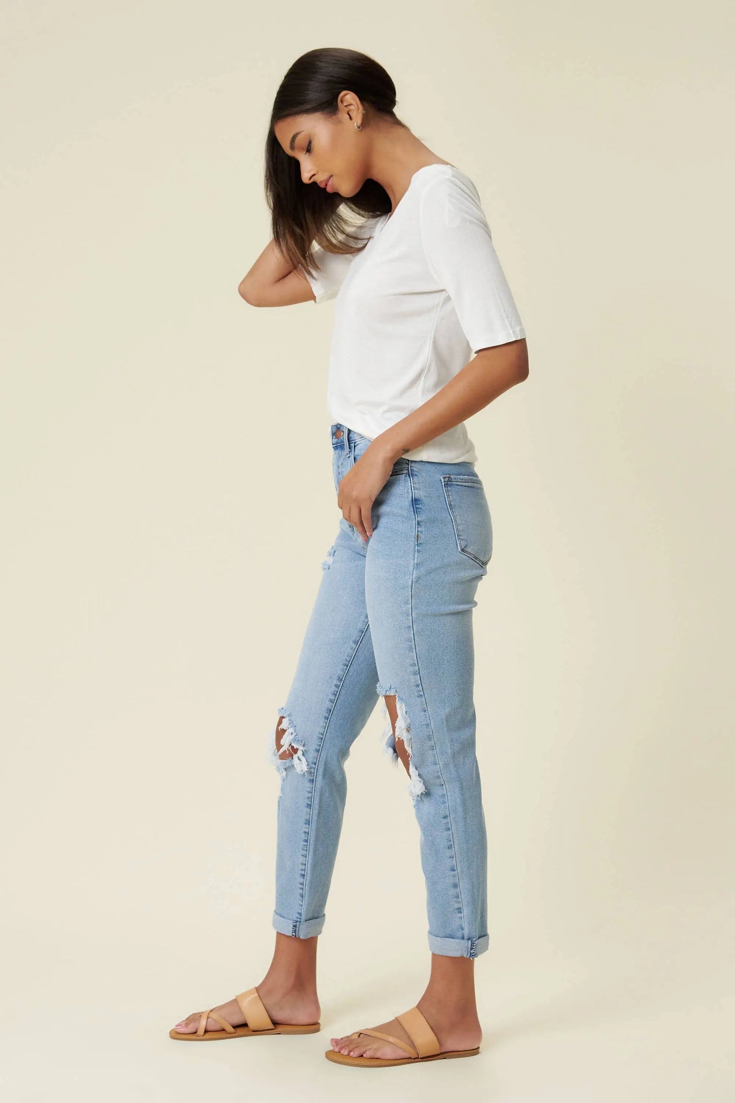 Vibrant MIU High Rise Distressed Light Wash All to Me Mom Denim Jeans