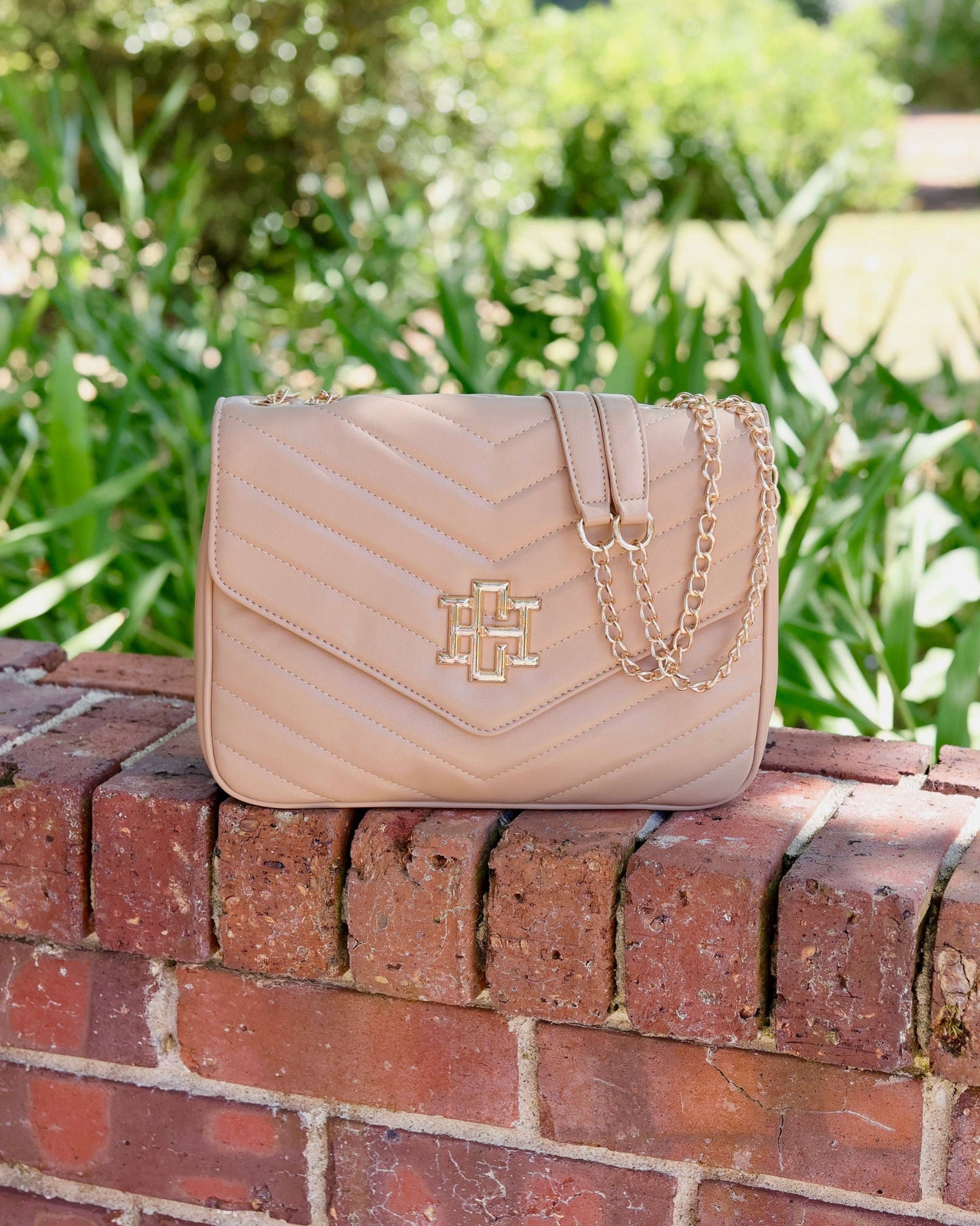 Caroline Hill - Mia Crossbody Bag Latte VQ: Default Caroline Hill