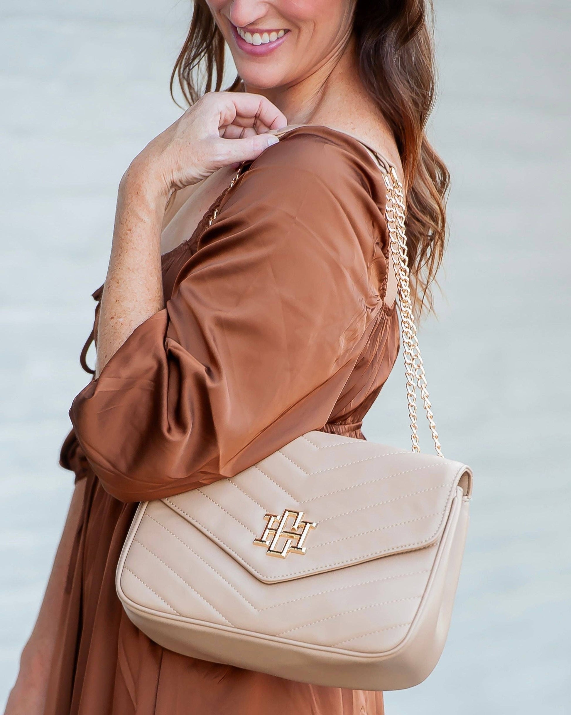 Caroline Hill - Mia Crossbody Bag Latte VQ: Default Caroline Hill