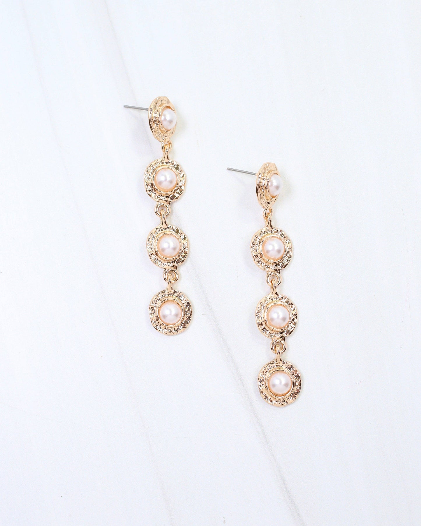 Caroline Hill - Aella Hammered Pearl Dangle Earring Gold: Default Caroline Hill