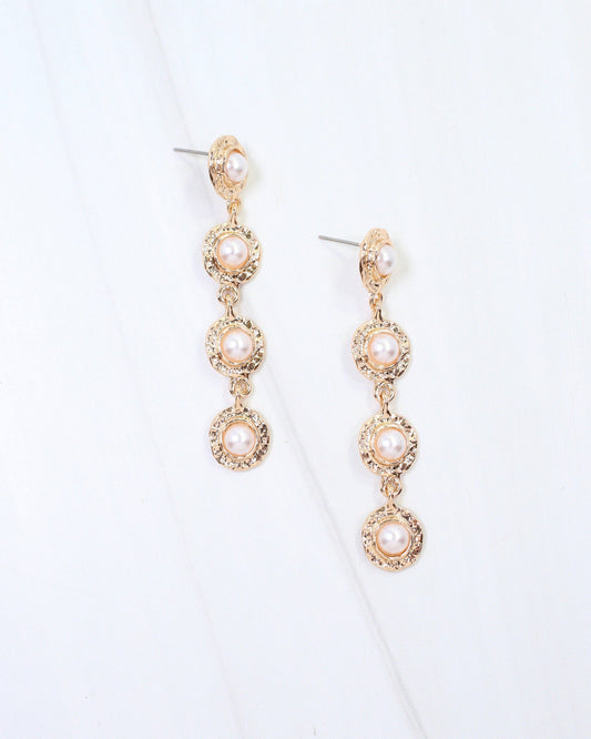 Caroline Hill - Aella Hammered Pearl Dangle Earring Gold: Default Caroline Hill