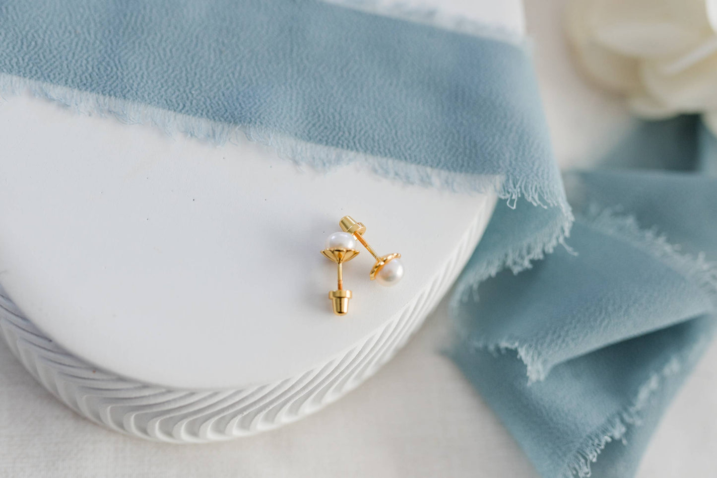 Cherished Moments - Girls 14K Gold-Plated Pearl Screw Back Earrings for Toddlers Cherished Moments