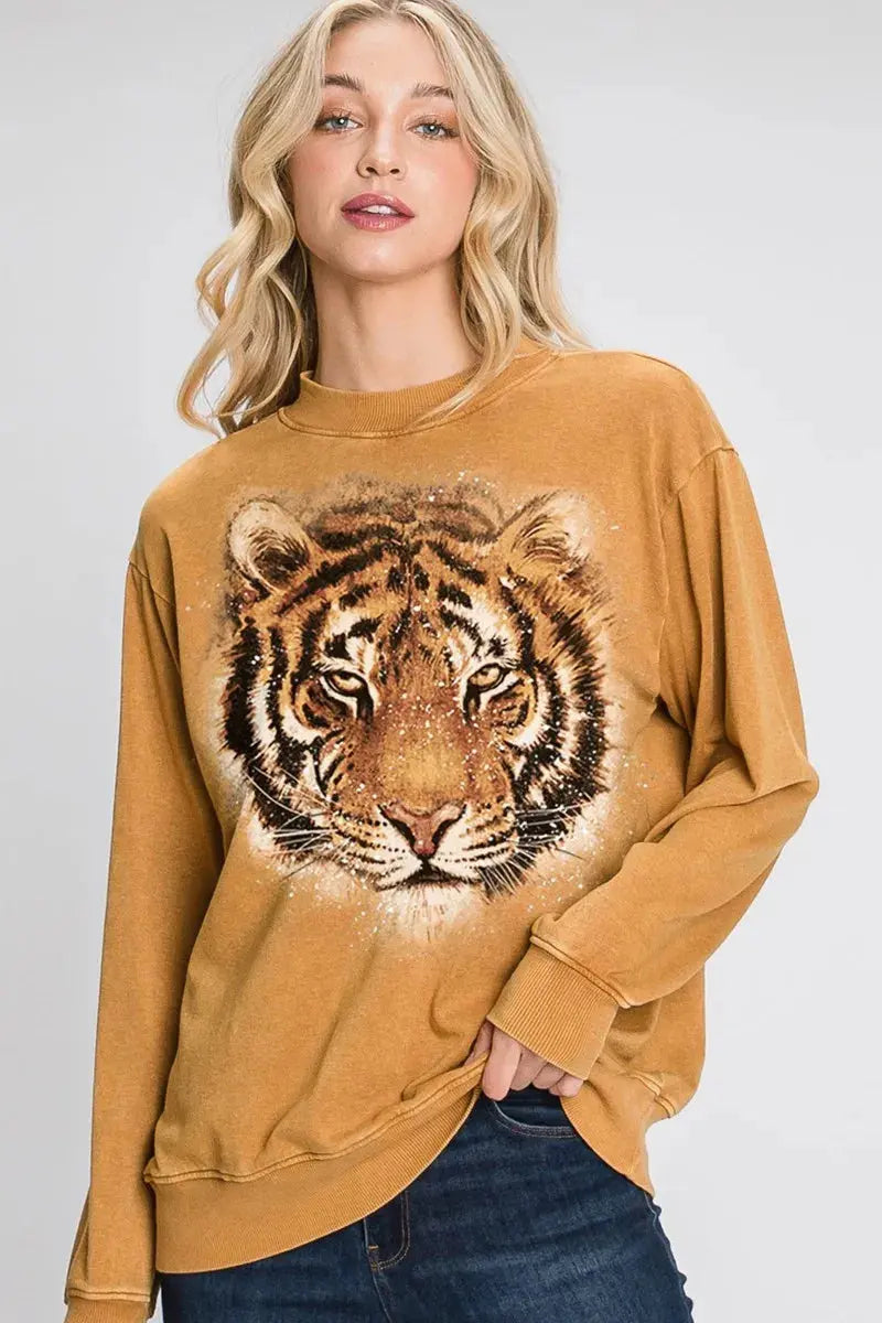 Tiger Face Graphic Sweatshirt